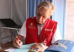 "Obwohl ich schon alt bin, wachse ich mit allem, was ich sehe und erlebe." Foto: humedica/Sven Ramones