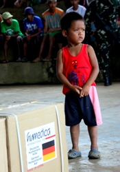 Insbesondere Kinder können plötzliche Veränderungen nach einer Katastrophe nicht verstehen. Ihnen zu helfen, ist ein besonderes Anliegen von humedica. Foto: humedica/Cherrys Abrigo