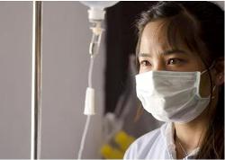 Dank der Seminare und dem dafür benötigten, gelieferten Equipment konnten bereits 200 Personen zu medizinischen Fachkräften ausgebildet werden. Foto: humedica/Stuart Corlett