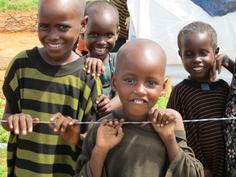 Insgesamt wird man sich in so einem Einsatz plötzlich bewusst, was für ein kleines, glückliches Würmchen man doch ist und welchen Jackpot unsereins schon vor der Geburt, quasi als Vorschuss fürs Leben, gewonnen hat. Foto: humedica/Nicole Steinert