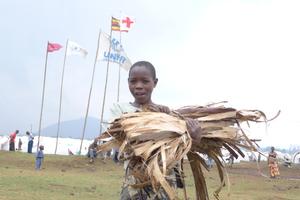 Kriege variieren lediglich in dem Ort und der Zeit. Die Schrecken dagegen sind stets gleich furchtbar. Helfen Sie uns helfen! Foto: humedica/Florian Klinner