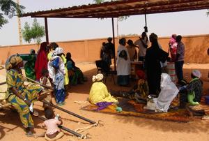 "Die Menschen im Niger haben die Zeit - in Schweden haben wir nur die Uhr." Foto: humedica