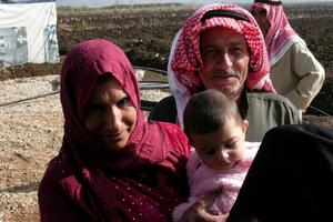 Mit nur zehn Euro können Sie den Erwerb einer Decke ermöglichen. Werden Sie zum Wärmespender. Foto: humedica/Volker Baumann