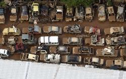 Ein Parkplatz in Nova Friburgo, über den eine Schlammlawine ging. Foto: alertnet.org/Reuters/Bruno Domingos
