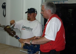 Der erfahrene Orthopädietechniker-Meister Wendell Endley aus Südafrika sieht in der internationalen Aufmerksamkeit für Haiti eine große Chance für das Land. Foto: humedica