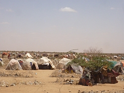 Die Zustände an der äthiopisch-somalischen Grenze sind für tausende Flüchtlinge weiterhin äußerst schwierig. Foto: humedica/Daria Napieraj