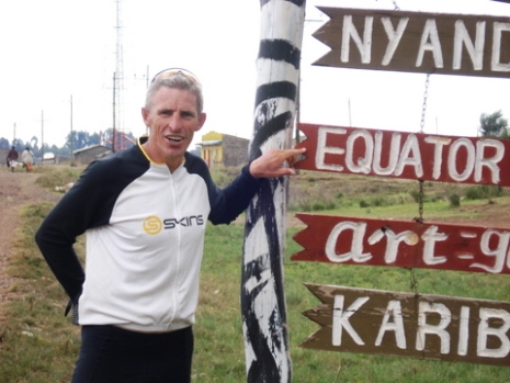 Der Weltumradler Heinz Allgaier ist immer noch guter Dinge. Foto: humedica