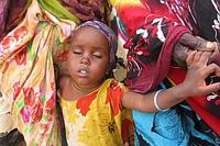 HUNGERHILFE AFRIKA: Zu Hause wartet nur der Tod - humedica-Team wechselt Standort