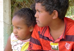 Die Angst vor Regen ist groß und bereits das Geräusch von fließendem Wasser weckt schreckliche Erinnerungen. Foto: humedica/Florian Klinner
