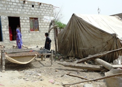 Dank der Wiederaufbauprojekte konnten hunderte Familien bereits in ihre neuen, sicheren Häuser einziehen. Foto: humedica/Ruth Bücker