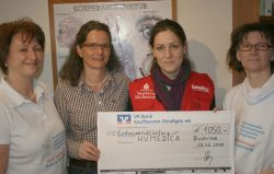 V.l.n.r. Doris Hofmuth, Michalea Schilling, Franziska Baur, Beate Rohrmoser. Foto: humedica/Steffen Richter