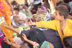 Tausende Kinder in Pakistan benötigen zusätzliche Versorgung durch Nahrungsmittelhilfslieferungen. Foto: humedica/Raphael Müller