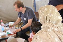 Prof. Dr. Gerhard Trabert gehört zum dritten humedica-Einsatzteam, weitere ab kommenden Samstag bereits folgen. Foto: humedica/Ruth Bücker