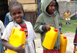 Wie gut wissen Sie Bescheid über Wasser? Finden Sie es heraus und besuchen Sie die Veranstaltung "Wasser im Alltag". Foto: humedica