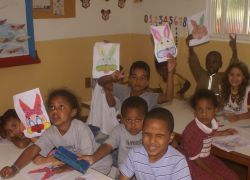 Klassenzimmer im humedica-Kinderdorf. Foto:humedica/privat