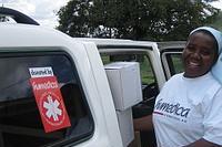 Simbabwe: Hilfe in geplagtem Land geht weiter - Unterstützung von zehn Kliniken