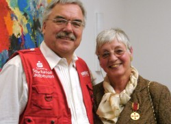 Wolfgang Groß war bei der Verleihung in Augsburg anwesend und gratulierte Frau Samtleben-Spieß von ganzem Herzen. Foto: humedica