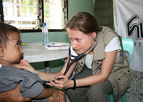 Alle humedica-Einsatzkräfte, wie die Ärztin Silvia Brims-Koponen, leisten hervorragende Arbeit für Menschen in Not. Foto: humedica/Nils Stilke