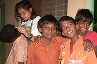 Neuigkeiten aus Indien: Armbrüche, Moskitonetze und Skorpione