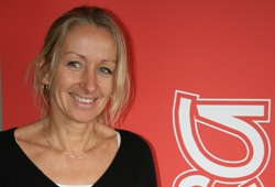 Karin hat bereits langjährige Erfahrung in Simbabwe, die nun humedica zugute kommt. Foto: humedica/ Steffen Richter