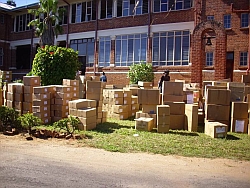 Es fehlt überall in Simbabwe vor allem an Nahrungsmitteln und medizinischer Versorgung. Foto: humedica/Heidi Nicklin