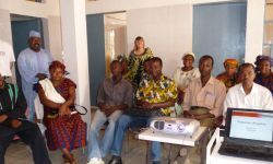 Konzentriertes Lernen im Klassenraum. Bild: humedica/Winneg