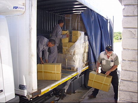 Hilfsgüterverteilung im Flutgebiet. Foto: humedica/Janika Simon