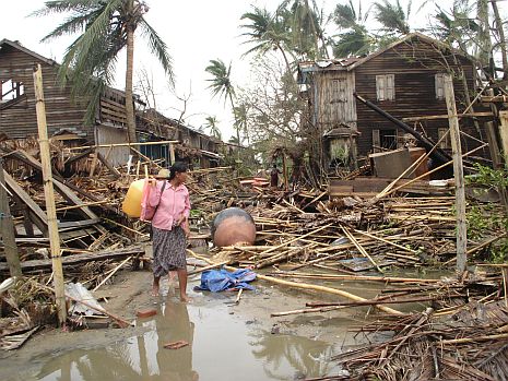 Das größte Problem neben den Zerstörungen ist die Versorgung mit sauberem Trinkwasser. Foto: humedica