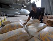 In Bangkok lagern bereits Hunderte Tonnen Hilfsgüter aus aller Welt. Bisher wurden nur Lieferungen aus China, Thailand und den USA akzeptiert. Foto: alernet.org/Reuters