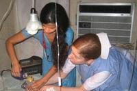 Indien: Deutsches Ärztepaar unterstützt das Team im Duncan-Hospital