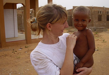 Klinikbau in Niger: Bauarbeiten vor dem Abschluss