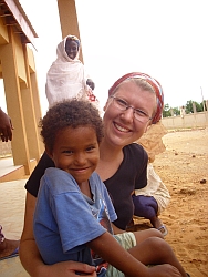 Die Krankenschwester Saskia Hankel bleibt für zwei Monate in Niger. Foto: humedica