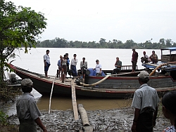 Im Rahmen der Hilfsleistung konnten bis heute 35.000 Menschen medizinisch versorgt werden; oftmals in nur per Boot erreichbaren Gebieten. Foto: humedica