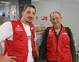 Matthias Völkner (links) und Dr. Thomas Schweyer - ein erfahrenes Erkundungsteam kurz vor dem Abflug nach Haiti. Foto: humedica