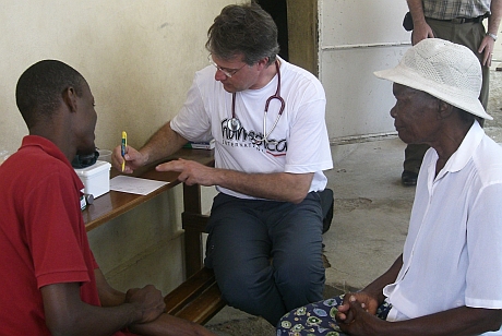 Dr. Markus Hohlweck im Einsatz. Foto: Simone Winneg