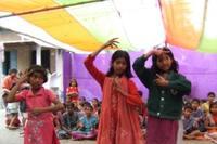 Bangladesch: humedica hilft Kindern bei Traumabewältigung