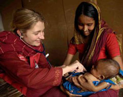 Unter den 160 Patienten täglich waren viele Kinder. Foto: Jens Großmann