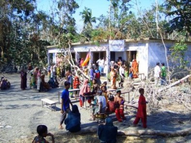 Die Behandlung erfolgt unter schwierigen Bedingungen.