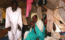 Ibrahim und seine Frau Miriam in ihrer Hütte