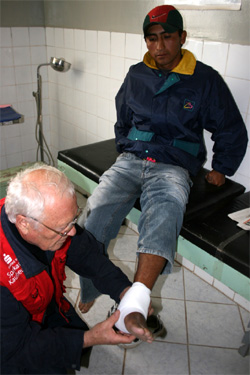 Prof. Dr. Dr. Domres war für humedica in Pisco