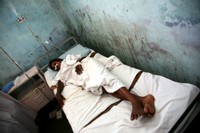 Nothilfe ausgeweitet: Ärzteteam auf dem Weg ins Flutgebiet