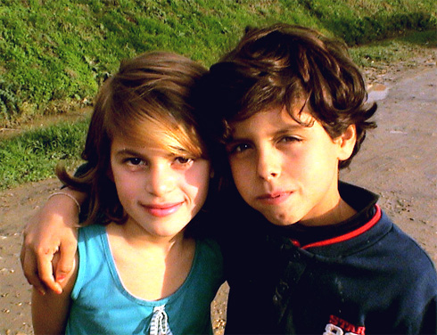 Zwei die ihre Fröhlichkeit wiedergefunden haben