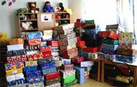 Weihnachtspäckchenfreude im Kosovo