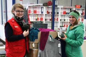 Über den Arbeitszweig der Versorgungshilfe wird die wärmende Merinobekleidung Menschen in Osteuropa eine besondere Freude und Erleichterung bringen. Vielen Dank. Foto: humedica