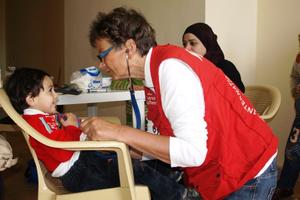 Ärztin Margrit Wille konnte im Rahmen ihres Libanon-Einsatzes zahlreichen syrischen Flüchtlingen helfen. Das bewog auch ihren Ehemann Peter Willehumedicabeizustehen. Foto:humedica