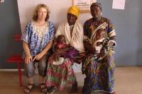 humedica-Mitarbeiterin besucht Klinik in Kollo