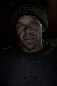 Dem Fotografen gelingt es Momente voll Spannung und leiser Tragik einzufangen. Foto: Christoph Jorda