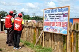 Was ist Ebola und wie kann man sich anstecken? In Liberia arbeitenhumedica-Teams unter Hochdruck an der Aufklärung über die Krankheit. Foto:humedica