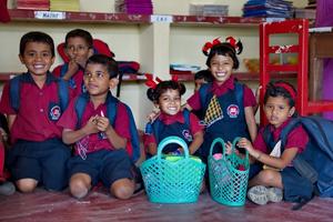 Die Schülerinnen und Schüler derAngel International School Manipaywerden bis heute vonhumedicabetreut. Foto:humedica