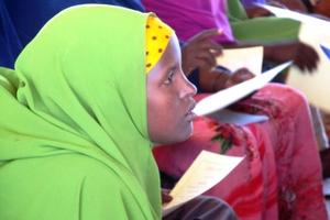 Ein einwöchiges Training vermittelt den Hebammen die schlimmen Nebenwirkungen und Folgen von weiblicher Beschneidung. Foto:humedica